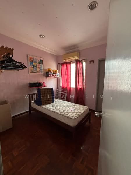 2-storey Terraced House for Rent in Sungai Buloh (Selangor) - William Lim - Bedroom - PropertyGuru.com.my