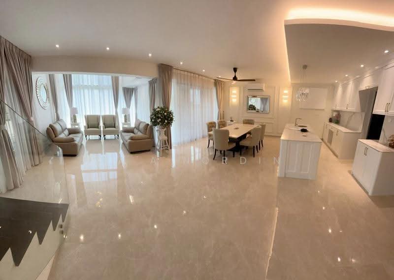 Condominium for Sale at Armanee Terrace - Sa'a Nordin - Living Room - PropertyGuru.com.my