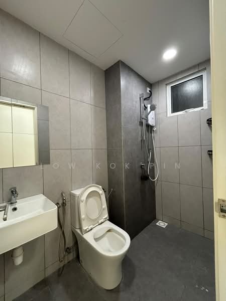 Service Residence for Rent at Tuan 2egacy - Low Kok Pin - Bathroom - PropertyGuru.com.my