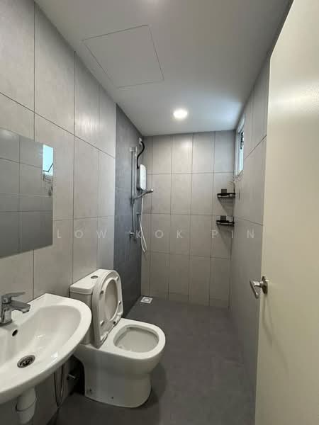 Service Residence for Rent at Tuan 2egacy - Low Kok Pin - Bathroom - PropertyGuru.com.my