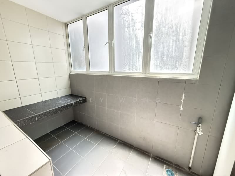 Apartment for Rent at Kenanga Apartments - Joey Wong - Balcony - PropertyGuru.com.my