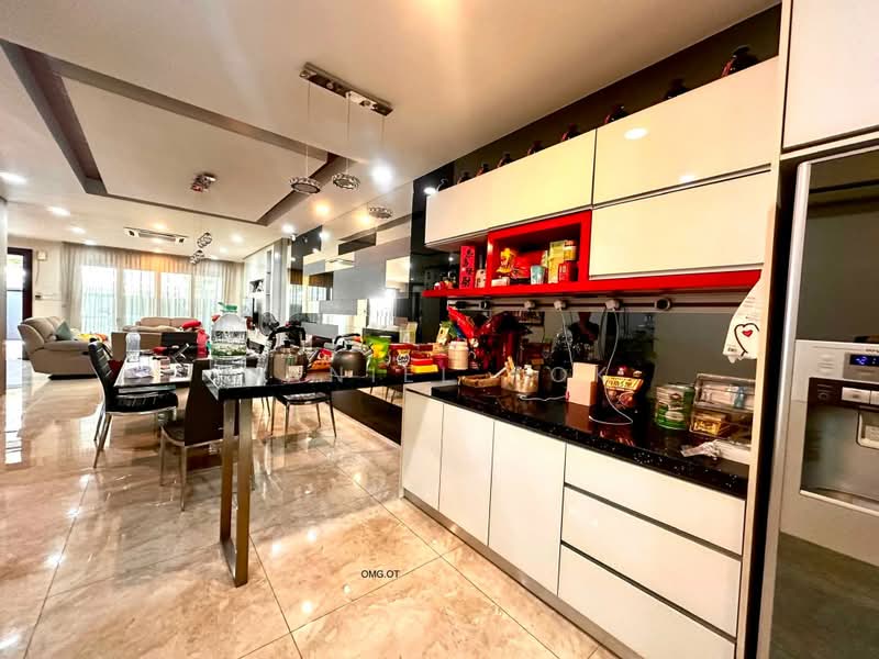 2-storey Terraced House for Sale in Ambang Botanic 2 (Klang) - Daniel Kok - Living Room - PropertyGuru.com.my