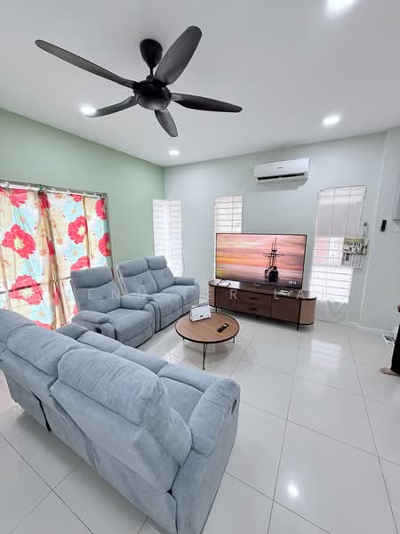 3-storey Terraced House for Sale in Bandar Bukit Puchong (Puchong) - Jennifer Lai - Living Room - PropertyGuru.com.my