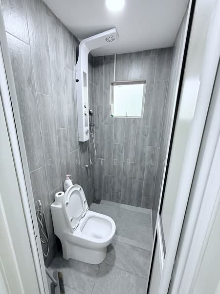 3-storey Terraced House for Sale in Bandar Bukit Puchong (Puchong) - Jennifer Lai - Bathroom - PropertyGuru.com.my