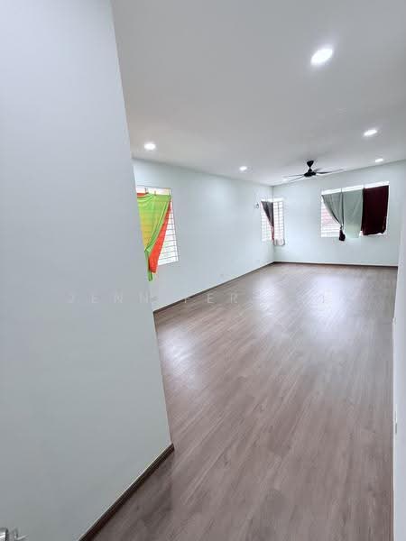3-storey Terraced House for Sale in Bandar Bukit Puchong (Puchong) - Jennifer Lai - PropertyGuru.com.my
