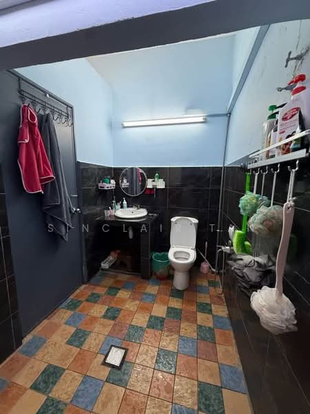 Rumah Teres 1-Tingkat untuk Dijual di Taman Eng Ann (Klang) - Sinclair Tan - Bathroom - PropertyGuru.com.my