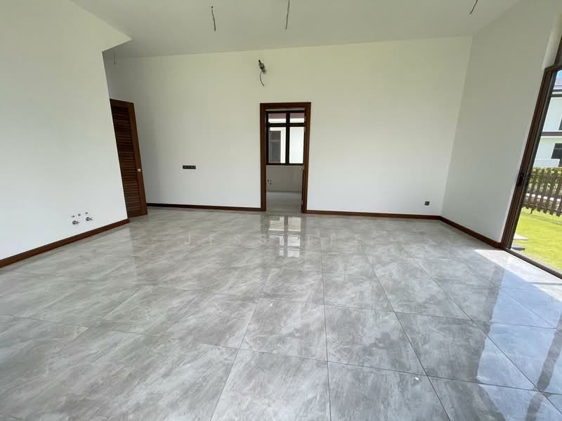 Bungalow House for Sale in Setia Alam (Selangor) - Jess Tee - Living Room - PropertyGuru.com.my