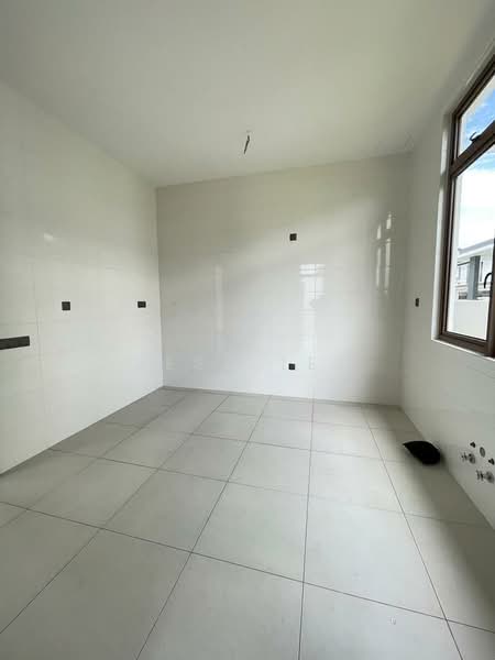 Bungalow House for Sale in Setia Alam (Selangor) - Jess Tee - Kitchen - PropertyGuru.com.my
