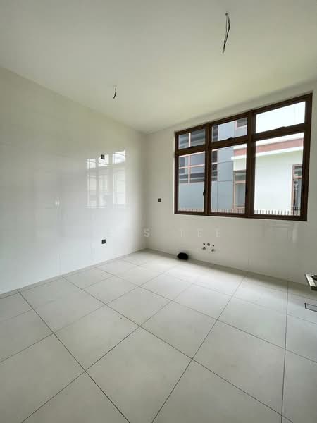 Bungalow House for Sale in Setia Alam (Selangor) - Jess Tee - Kitchen - PropertyGuru.com.my