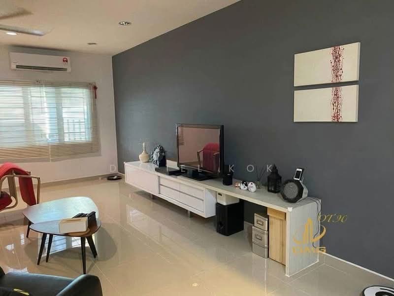2-storey Terraced House for Sale in Kota Kemuning (Shah Alam) - Daniel Kok - Living Room - PropertyGuru.com.my