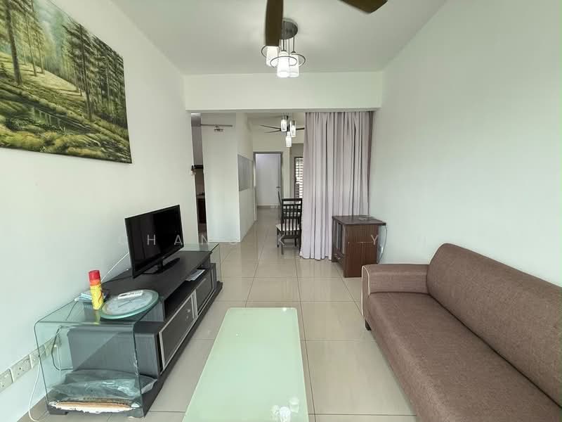Kediaman Servis untuk Disewa di SuriaMas Suites - Chang Kai Yin - Living Room - PropertyGuru.com.my