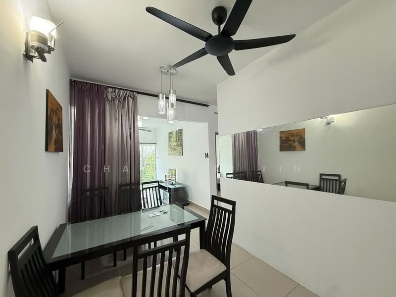 Kediaman Servis untuk Disewa di SuriaMas Suites - Chang Kai Yin - Dining Room - PropertyGuru.com.my