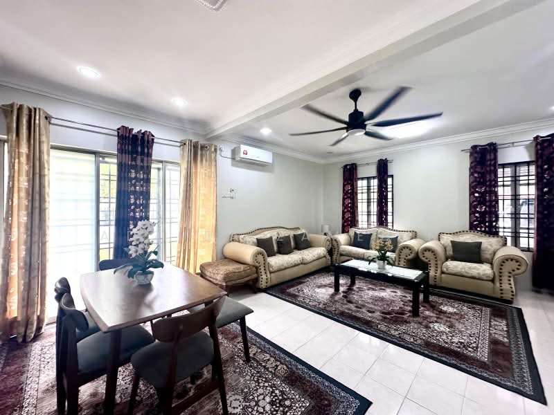 Semi-Detached House for Sale in Bandar Bukit Mahkota (Bangi) - Adzura Zamedin - Living Room - PropertyGuru.com.my