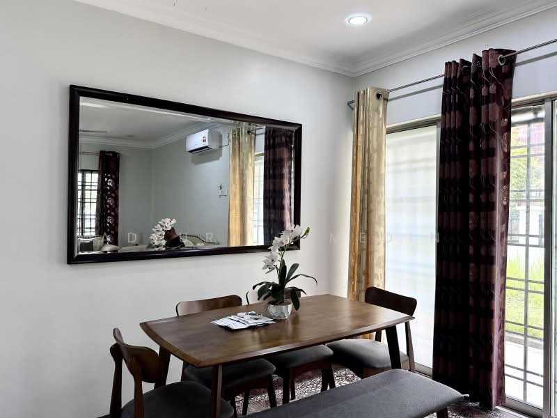 Semi-Detached House for Sale in Bandar Bukit Mahkota (Bangi) - Adzura Zamedin - Dining Room - PropertyGuru.com.my