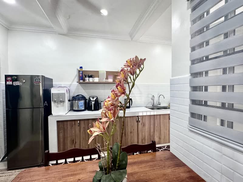 Semi-Detached House for Sale in Bandar Bukit Mahkota (Bangi) - Adzura Zamedin - Kitchen - PropertyGuru.com.my