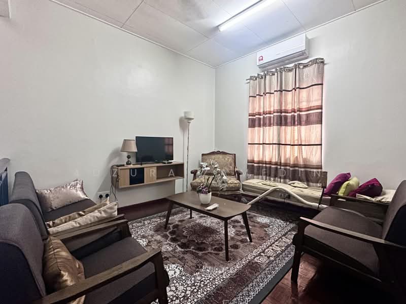 Semi-Detached House for Sale in Bandar Bukit Mahkota (Bangi) - Adzura Zamedin - Living Room - PropertyGuru.com.my