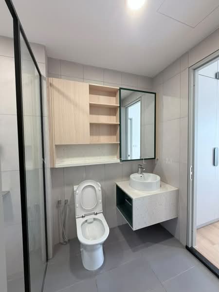Service Residence for Sale at The Meg Serviced Residence - Natalie Lim - Bathroom - PropertyGuru.com.my