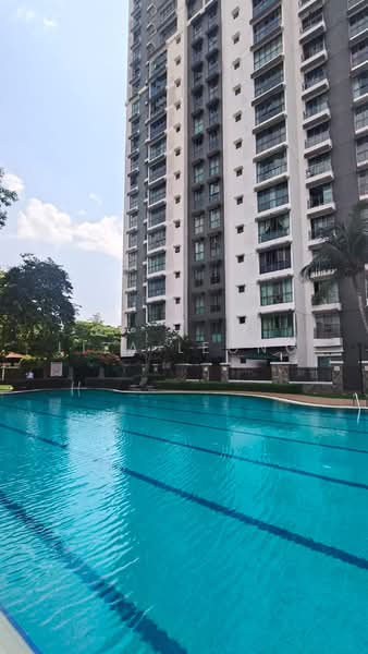 Pangsapuri untuk Dijual di Molek Pine 1 - Liza Leong - PropertyGuru.com.my
