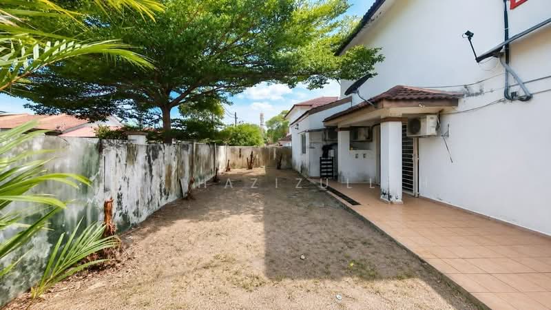 Rumah Teres 2-Tingkat untuk Dijual di Bandar Saujana Putra (Tanjong Duabelas) - Nik Hazizullah - PropertyGuru.com.my
