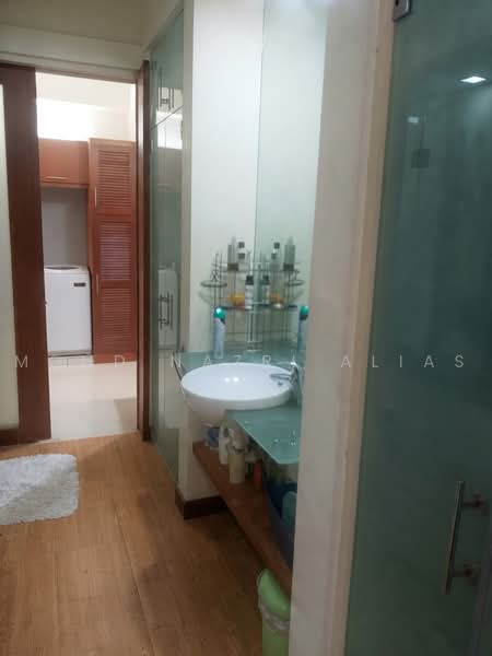 Condominium for Sale at 10 Semantan Suites - Mohd Nazri Alias - Bathroom - PropertyGuru.com.my
