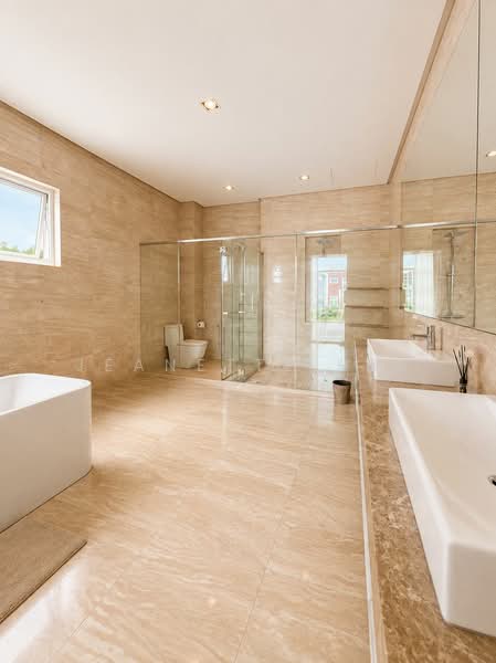 Zero-Lot Bungalow for Rent in Tanjung Bungah (Penang) - Jeanette Hee - Bathroom - PropertyGuru.com.my