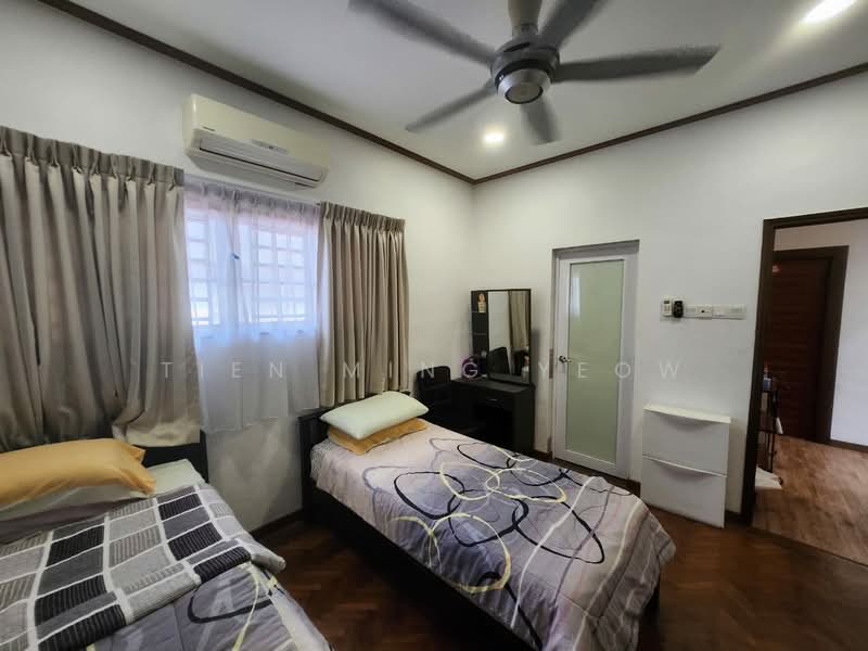 Retail Space for Rent in Johor Bahru (Johor) - Tien Ming Yeow - Bedroom - PropertyGuru.com.my
