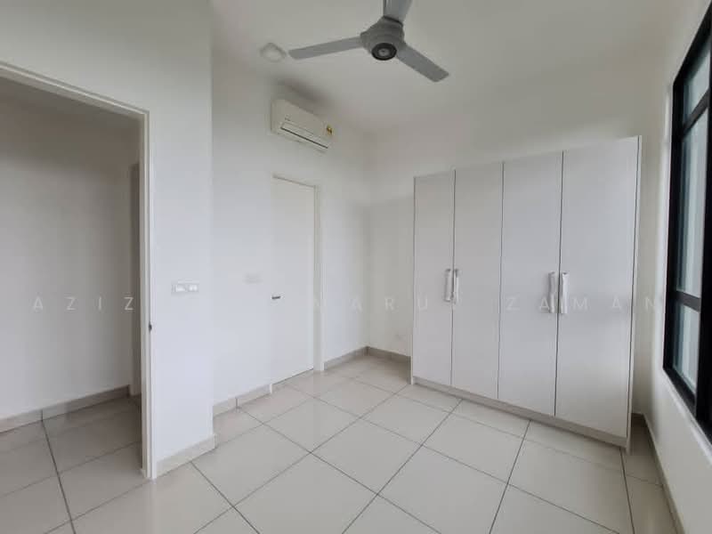 Service Residence for Sale at Conezion Residences - Azizul Kamarul Zaman - Bedroom - PropertyGuru.com.my