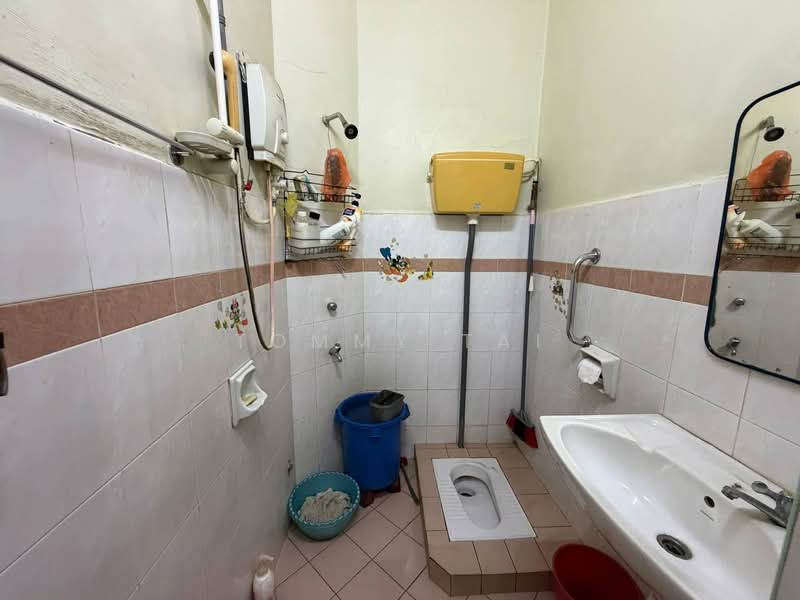 1-storey Terraced House for Sale in Bukit Indah (Iskandar Puteri (Nusajaya)) - Tommy Tai - Bathroom - PropertyGuru.com.my