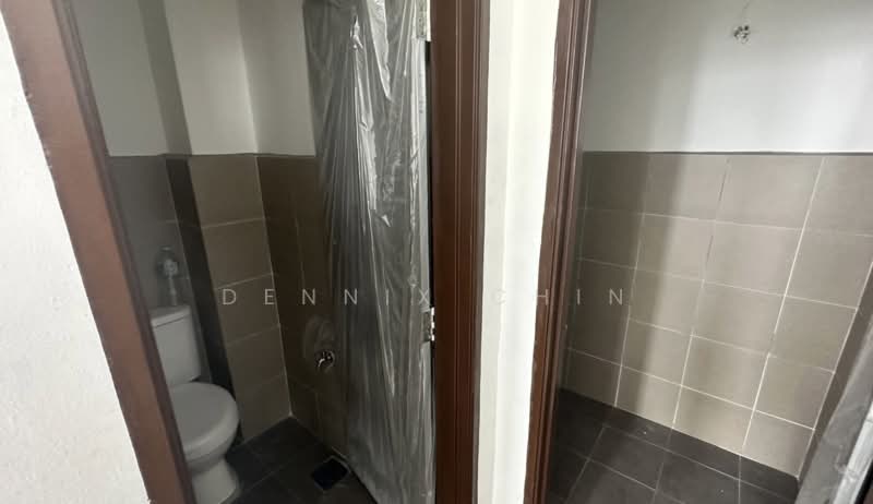 Factory for Rent in Taman Sungai Putus (Kapar) - Dennix Chin - Bathroom - PropertyGuru.com.my