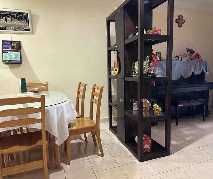 Terraced House for Sale in Bandar Kinrara Seksyen 5 (Bandar Kinrara) - Megan Chong - Dining Room - PropertyGuru.com.my