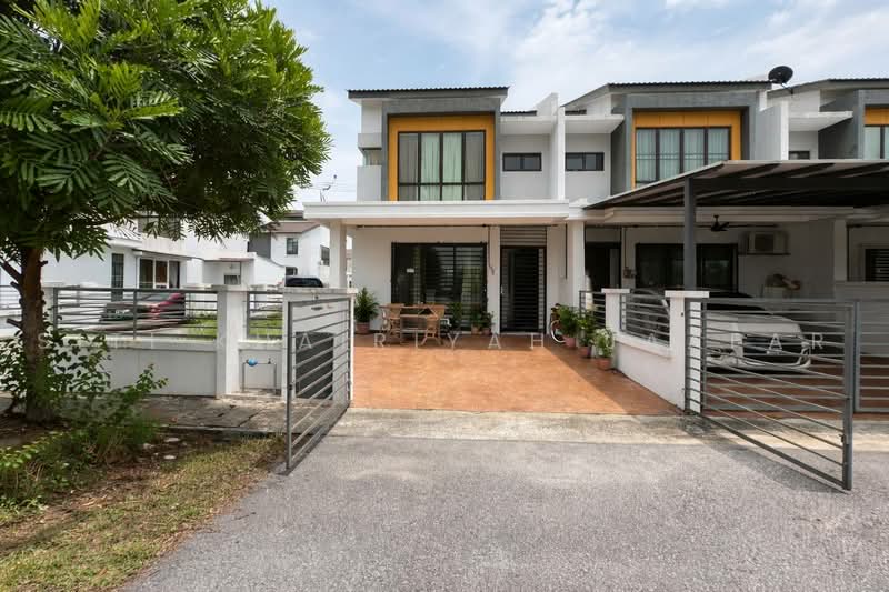 2-storey Terraced House for Sale in Saujana Utama (Selangor) - SITI KHAIRIYAH JAAFAR - Exterior - PropertyGuru.com.my