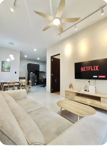Condominium for Rent at Kings Bay @ Country Garden Danga Bay - Eirene Lee - Living Room - PropertyGuru.com.my