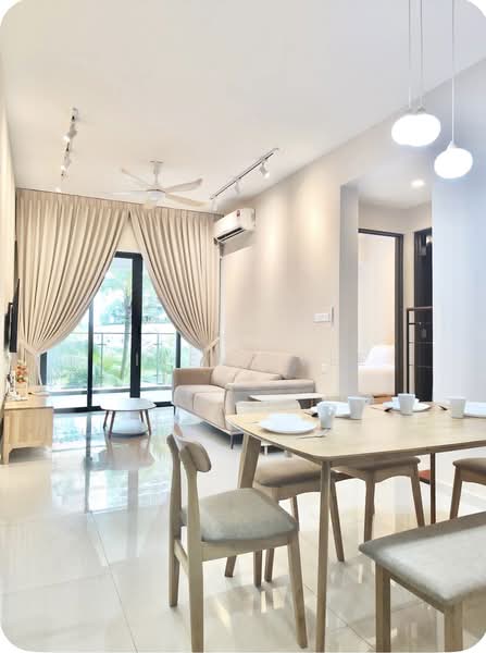 Condominium for Rent at Kings Bay @ Country Garden Danga Bay - Eirene Lee - Living Room - PropertyGuru.com.my