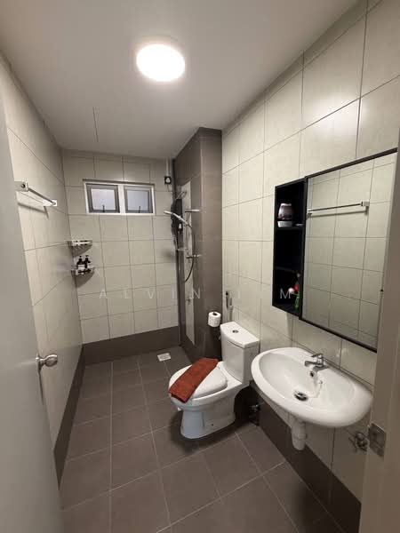 Kediaman Servis untuk Disewa di One 49 Residence - Alvin Lim - Bathroom - PropertyGuru.com.my