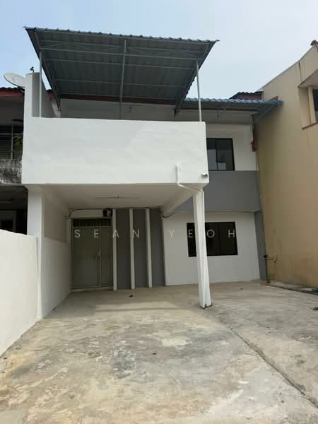 2-storey Terraced House for Sale in Taman Pelangi (Johor Bahru) - Sean Yeoh - Exterior - PropertyGuru.com.my