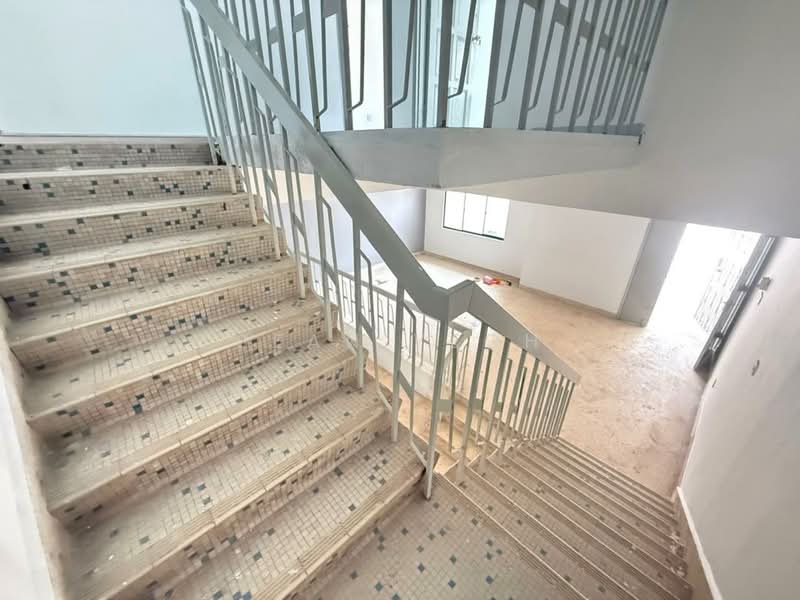 2-storey Terraced House for Sale in Taman Pelangi (Johor Bahru) - Sean Yeoh - Interior - PropertyGuru.com.my