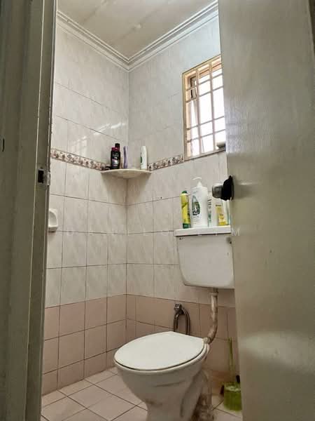 Rumah Teres 2-Tingkat untuk Dijual di Alam Damai (Cheras) - Danilo Lim - Bathroom - PropertyGuru.com.my