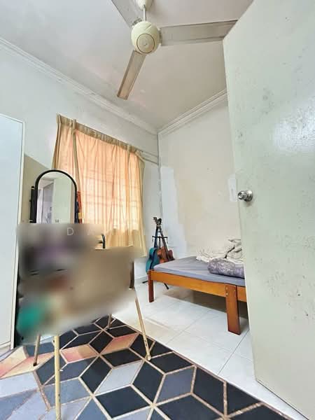 Rumah Teres 2-Tingkat untuk Dijual di Alam Damai (Cheras) - Danilo Lim - Bedroom - PropertyGuru.com.my