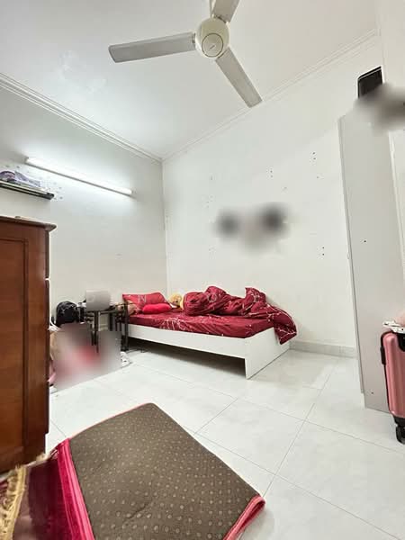 Rumah Teres 2-Tingkat untuk Dijual di Alam Damai (Cheras) - Danilo Lim - Bedroom - PropertyGuru.com.my