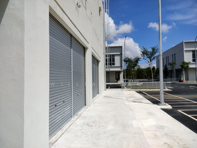 Shop for Rent in Cybersouth (Dengkil) - William Tan - 6ft Side Land (if extend PBT consent) - PropertyGuru.com.my