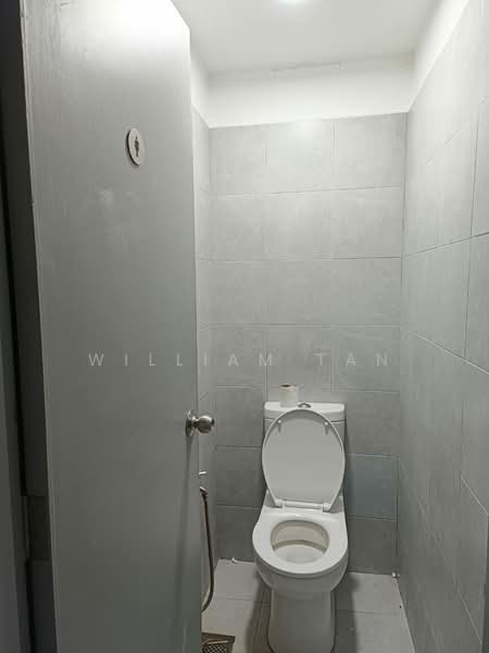 Shop for Rent in Cybersouth (Dengkil) - William Tan - Bathroom - PropertyGuru.com.my