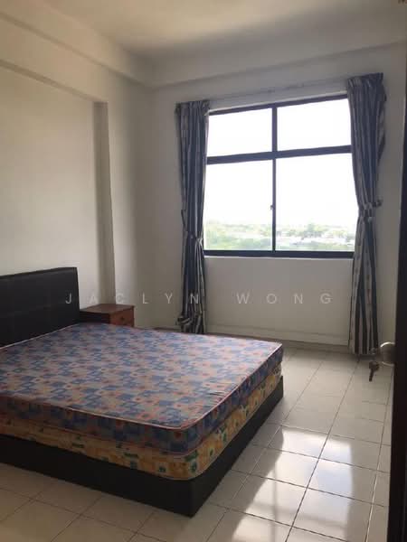 Kediaman Servis untuk Disewa di Larkin Heights - Jaclyn Wong - Bedroom - PropertyGuru.com.my