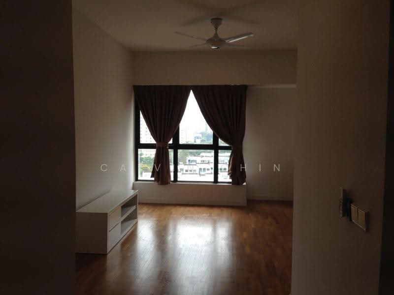 Kediaman Servis untuk Dijual di G Residence - calvin Chin - Living Room - PropertyGuru.com.my