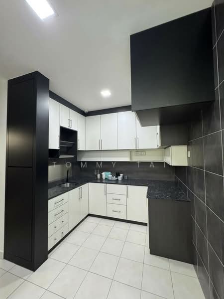 2-storey Terraced House for Sale in Setia Tropika (Johor Bahru) - Tommy Tai - Kitchen - PropertyGuru.com.my