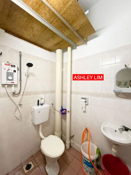 Flat for Sale at Taman Terubong Jaya - Ashley Lim - Bathroom - PropertyGuru.com.my