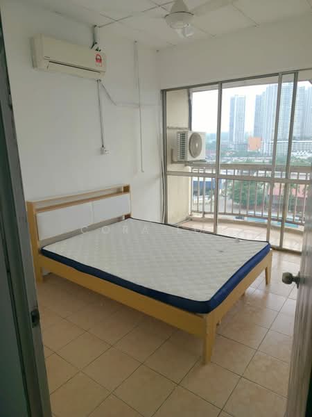 Pangsapuri untuk Dijual di Putri Ria Apartment - Cora Loh - Bedroom - PropertyGuru.com.my