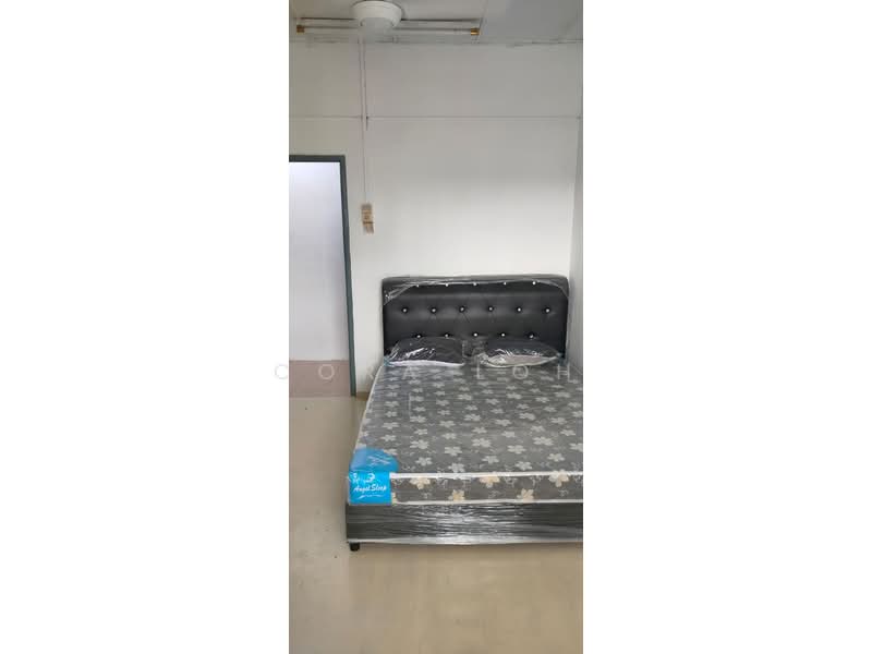 Pangsapuri untuk Dijual di Putri Ria Apartment - Cora Loh - Bedroom - PropertyGuru.com.my