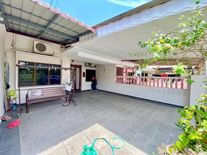 1-storey Terraced House for Sale in Taman Melawis (Klang) - Mala Palanisamy - Exterior - PropertyGuru.com.my