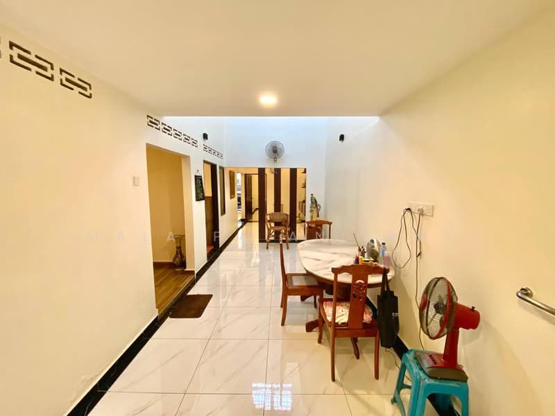1-storey Terraced House for Sale in Taman Melawis (Klang) - Mala Palanisamy - Interior - PropertyGuru.com.my