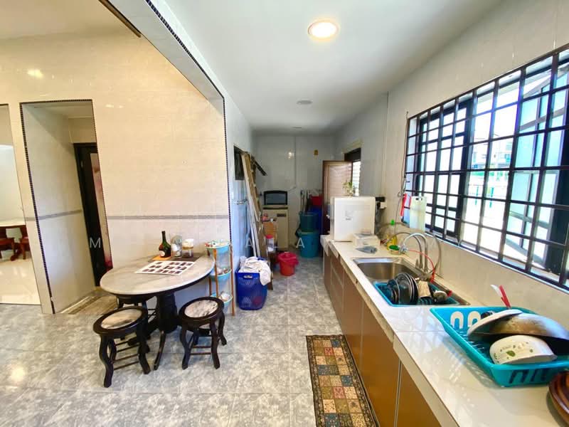 1-storey Terraced House for Sale in Taman Melawis (Klang) - Mala Palanisamy - Kitchen - PropertyGuru.com.my